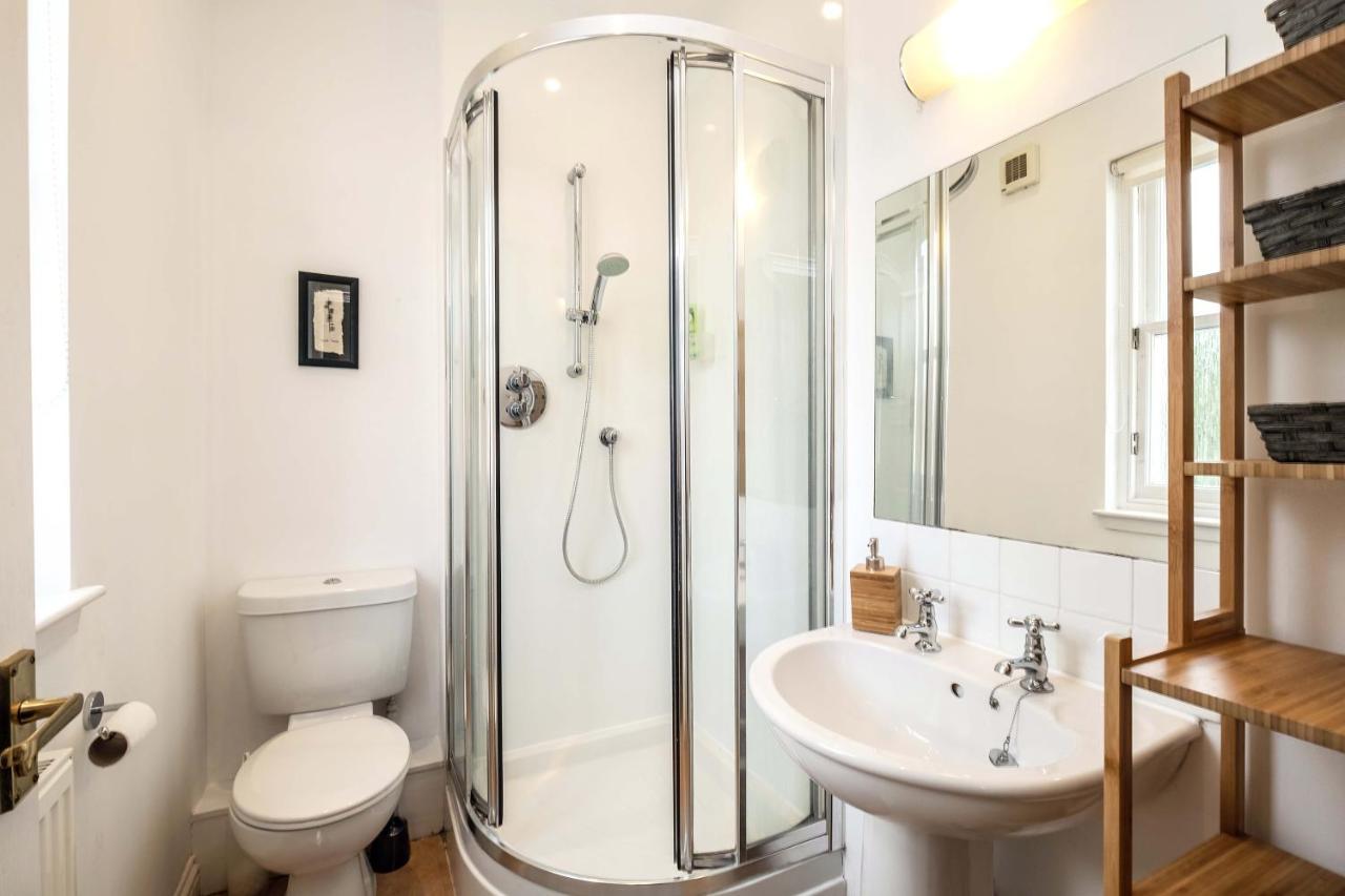 Sea Whisper- Lovely Home In Charming Village Pittenweem Bagian luar foto